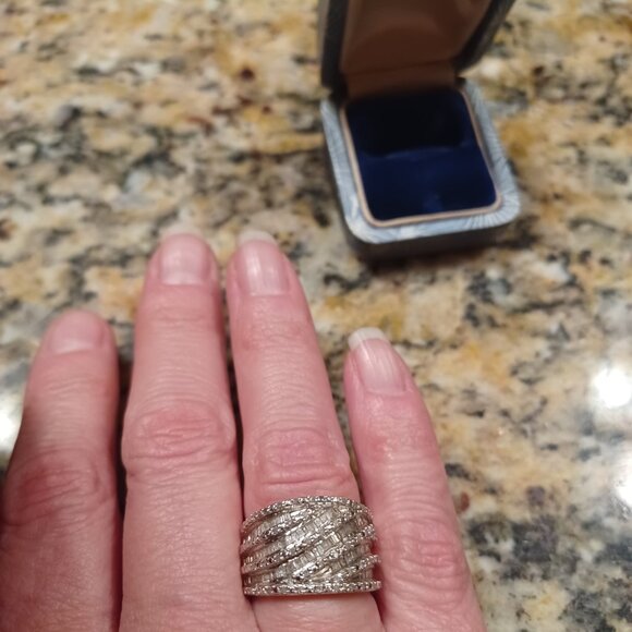 Diamond ring - Picture 6 of 6